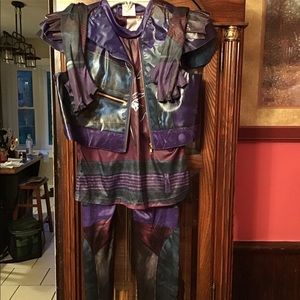 Disney Descendants Mal costume and wig - 9/10